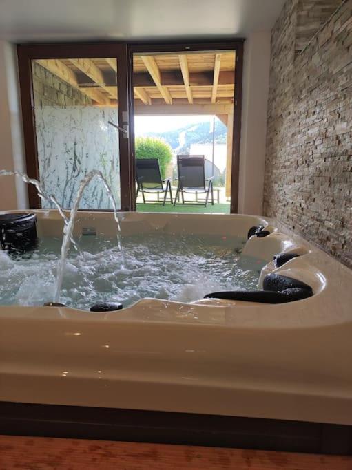 Gite Papillon 6 A14 Personnes - Jacuzzi Gérardmer Εξωτερικό φωτογραφία